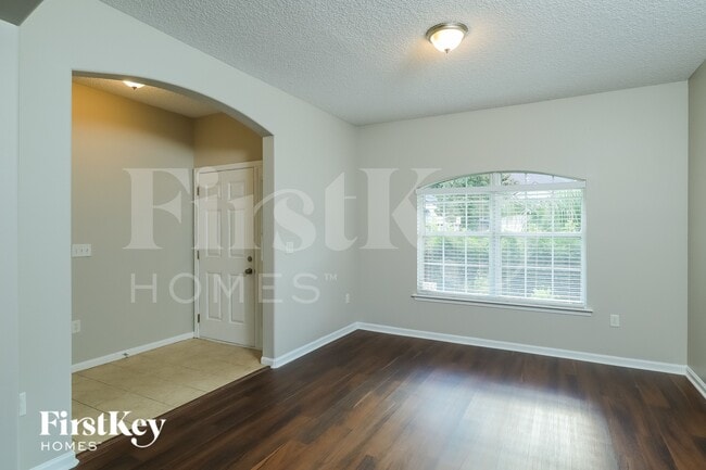 723 Candlebark Dr