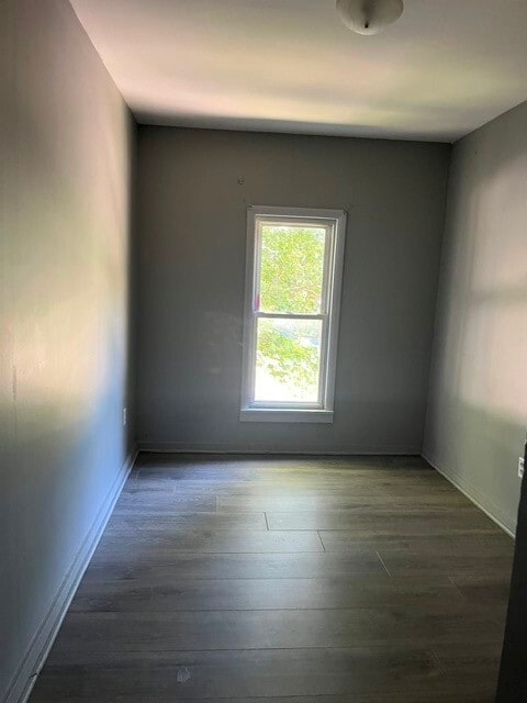 Photo - 112 E Chemung Pl