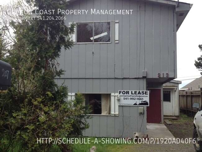 Photo - 213 SE Neptune Ave