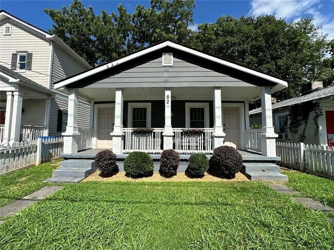 62 Chester Ave SE Unit A