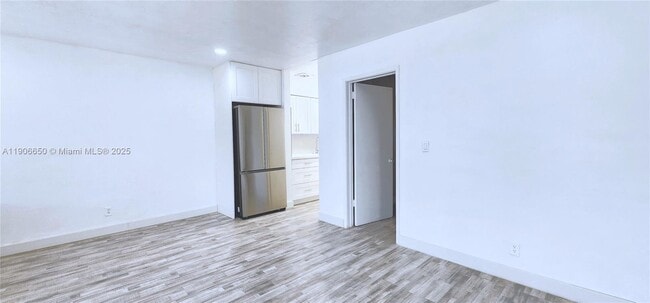 Photo - 2901 Polk St Unit 14