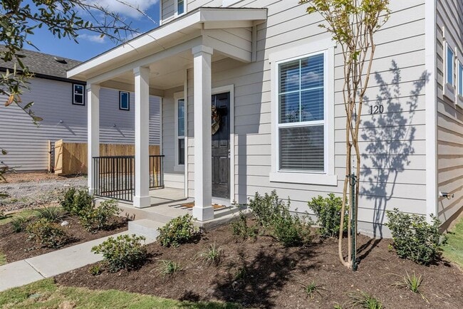 Photo - 120 Hartson Dr