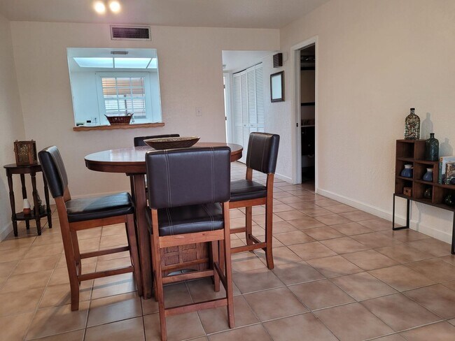 Photo - Beach access condo with 1 bedroom, 1.5 baths