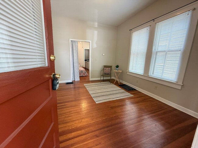 Photo - 318 Tremont St Unit 3