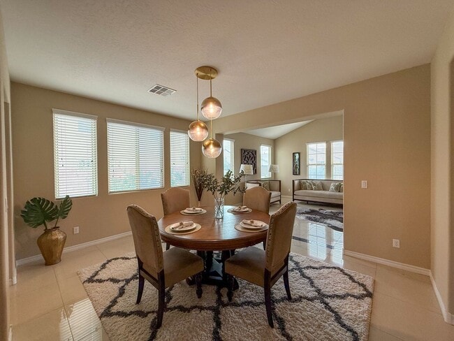Photo - Luxury 6/BD 4.5/BA Large Furnished Home with Dual Primary Suites in Gated Community
