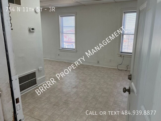 Photo - 754 N 11th St Unit 3R