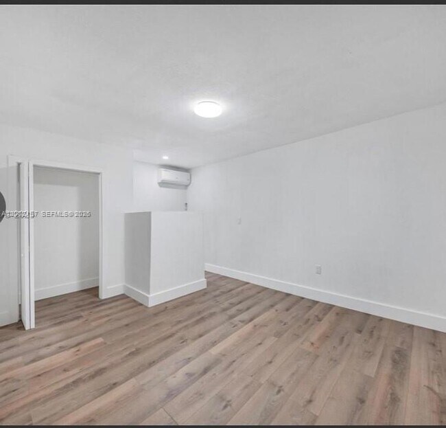 Photo - 6915 NW 4th Ct Unit A