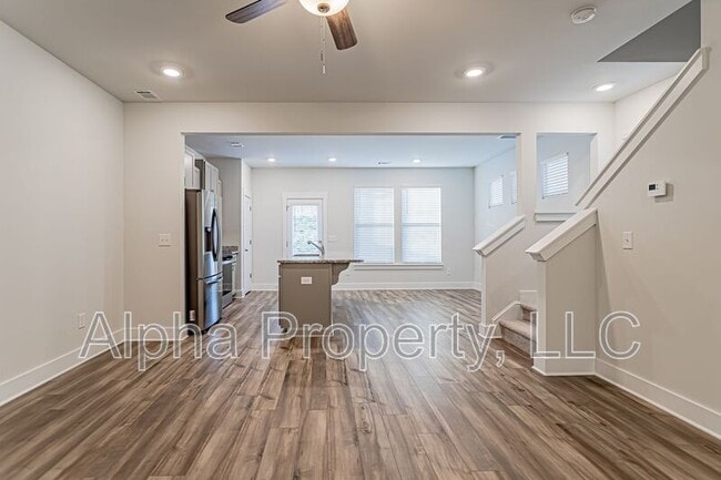 Photo - 1058 Millison Pl