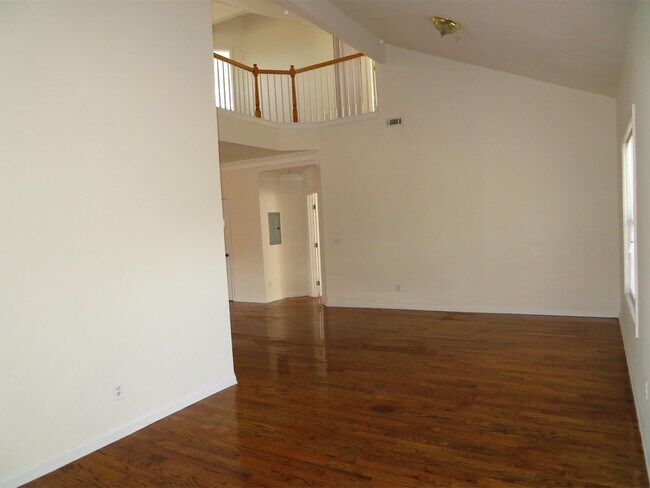 Photo - 8802 Fairview Bluff Townhome