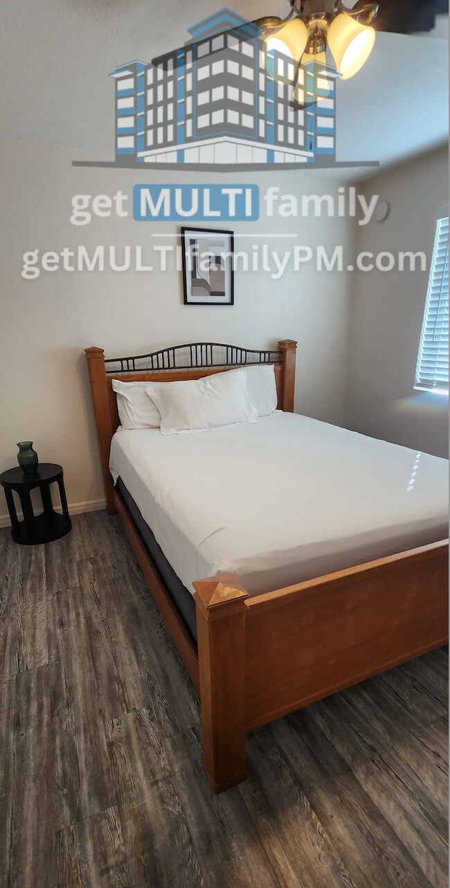 Photo - 515 W Pebble Beach Dr Unit # 515