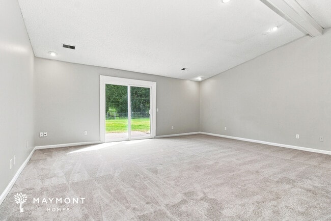 225 Rockingham Rd
