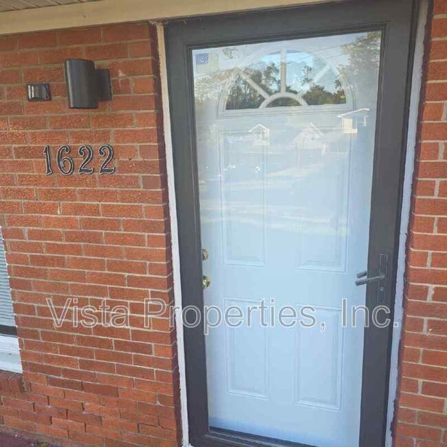 Photo - 1622 Haskin Ave