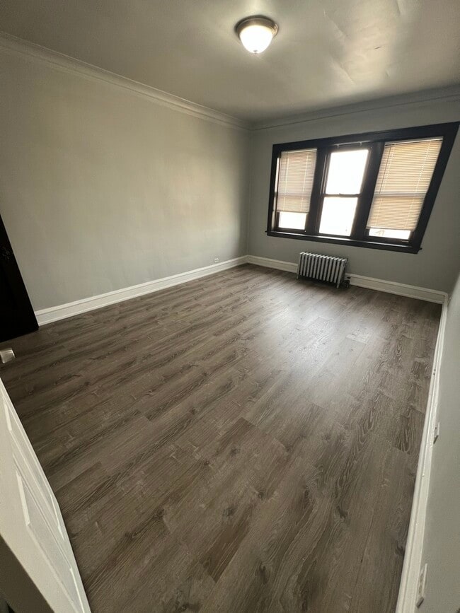 Photo - 1443 W 93rd St Unit 3