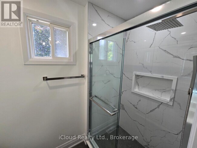 Photo - 2636 Crystalburn Ave