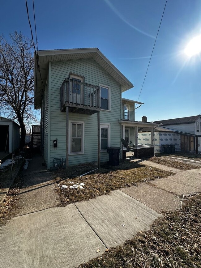 Photo - 16 N Washington St Unit upper