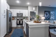 2 BR, 2 BA - 915 SF
