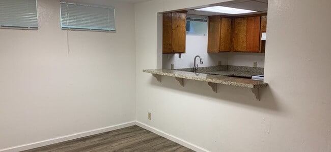 Photo - 728 W 3rd St Unit 2