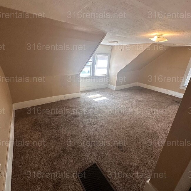 Photo - COMING SOON (not available for showings yet) Unit C