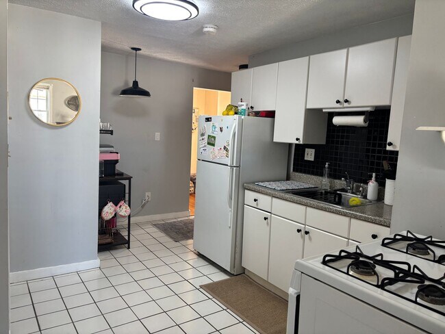 Photo - South Boston 2bed / 1bath with- $3500 Fall 2026 - No Broker Fee