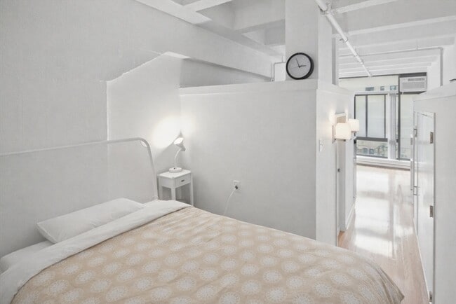 Photo - 12 Stoneholm St Unit 304