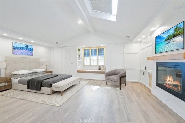 Photo - 411 Goldenrod Ave