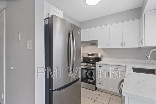 Photo - 1257 Green Cedar Ln