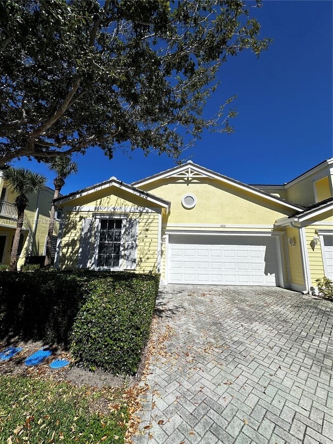 Photo - 606 Mariner Bay Blvd Unit 1