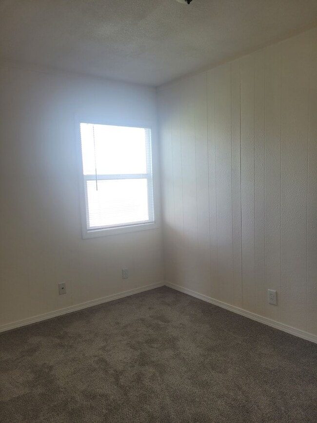 Photo - 107&amp;109NYost Unit 2