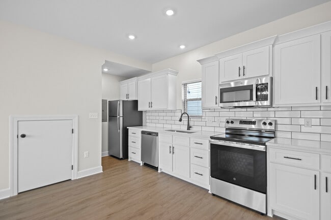 Photo - 712 N Olive St