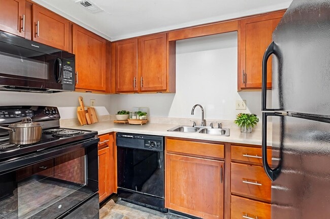 Photo - Station House Apartments