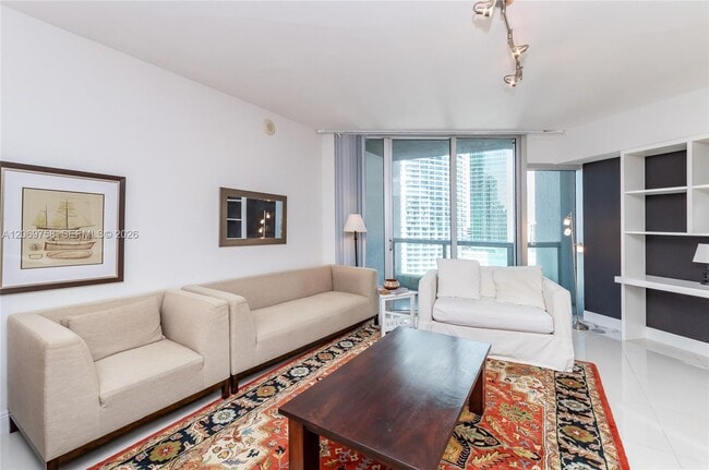 Photo - 475 Brickell Ave Unidad 2908