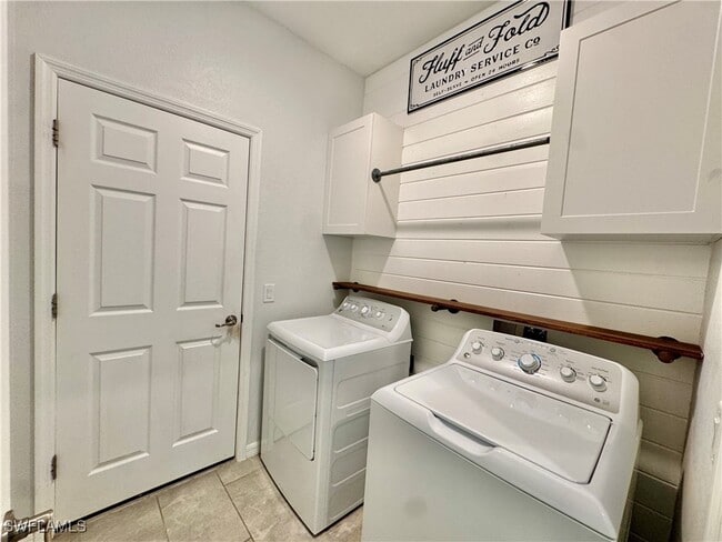 Building Photo - 2511 Vine Ave