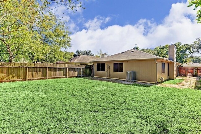 Photo - 20622 Broughwood Cir