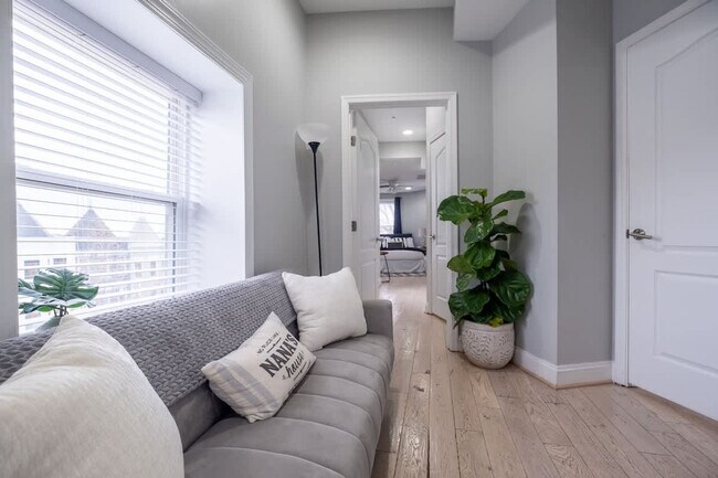 45 Rhode Island Ave NE Unit SI ID1388281P