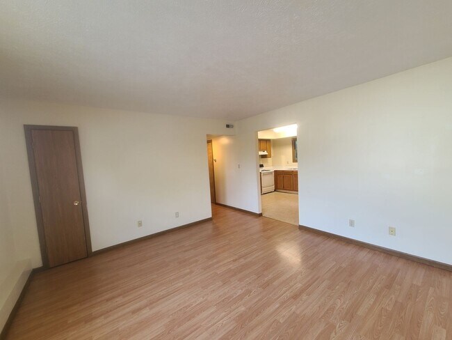 Photo - 2865 University Avenue Unidad 2865-1