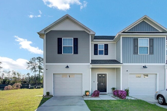 Building Photo - 3 Bedroom 2.5 Bath Townhouse in Lakeview Commons - Goose Creek