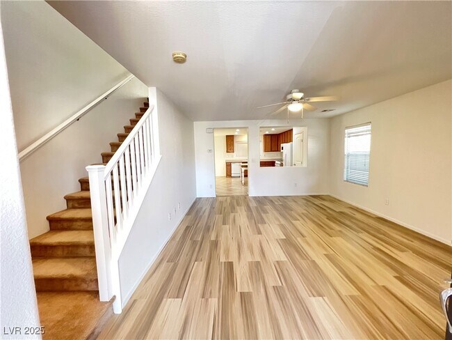 Photo - 11601 Giles St