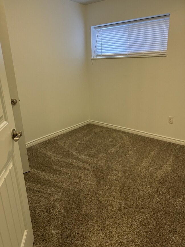 Photo - 11418-11462 62 St NW Unit 11418 - Bsmt