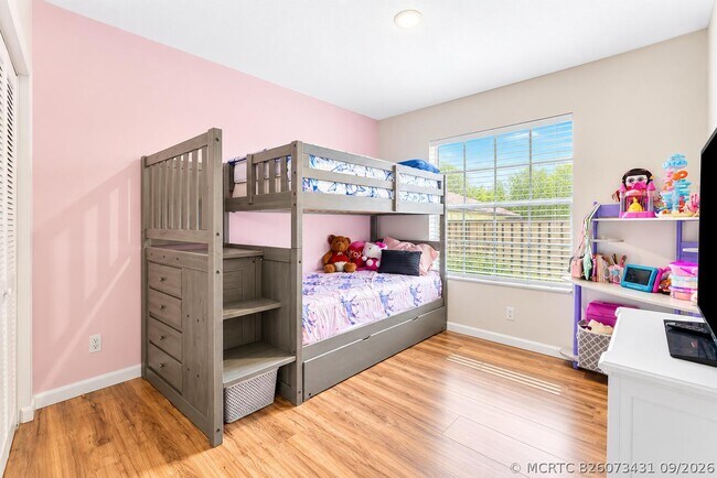 12230 Dartmoor Dr