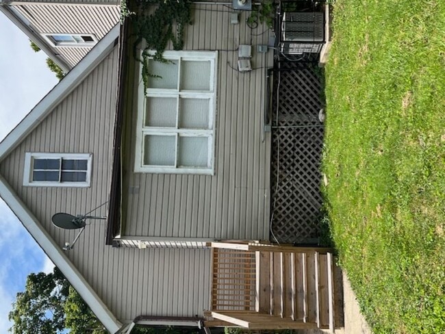 Photo - 7927 S Burnham Ave