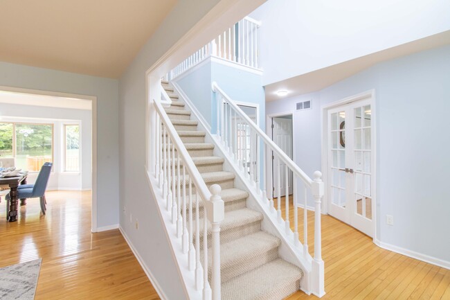 Photo - 2864 Mystic Dr