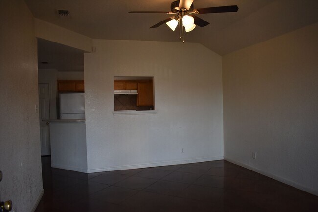 Photo - 3503 Dustin Ct Unit B-SHOWABLE