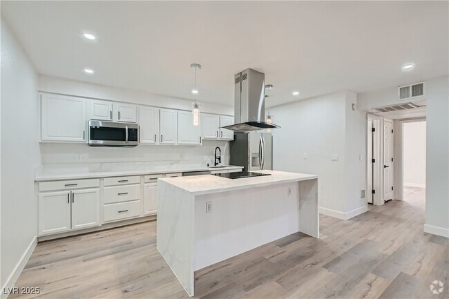 Building Photo - 4330 Sandy River Dr Unit 86 Rental