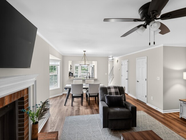 Photo - 5124 Laurel Bridge Ct SE