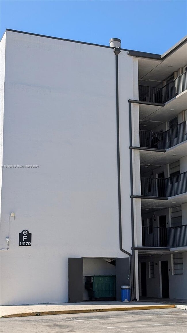 Building Photo - 14170 SW 84th St Unit 205-F Rental