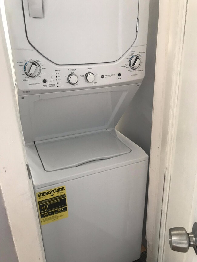 Photo - 2216 W 24th St