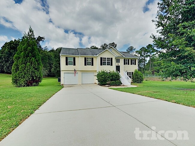 Photo - 460 Vinemont Ridge