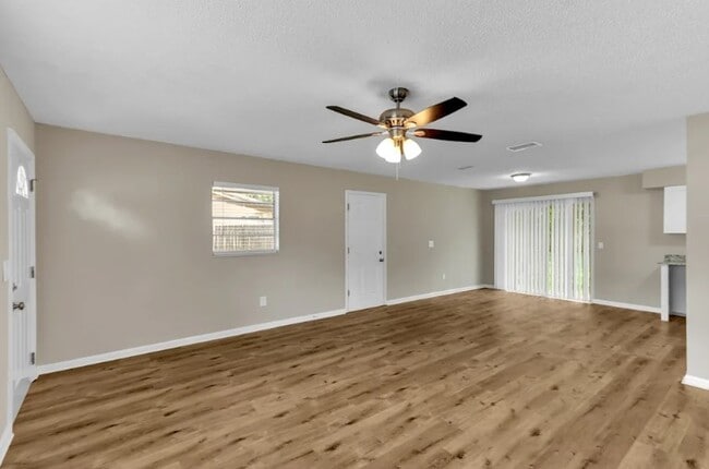 Photo - 408 Tupelo Rd