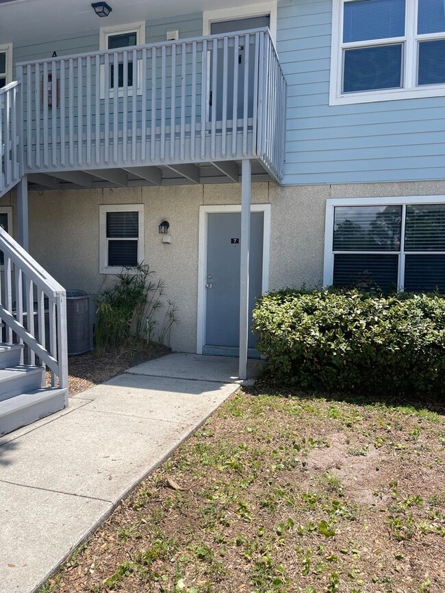 Building Photo - 700 W Pope Rd Unit A-7