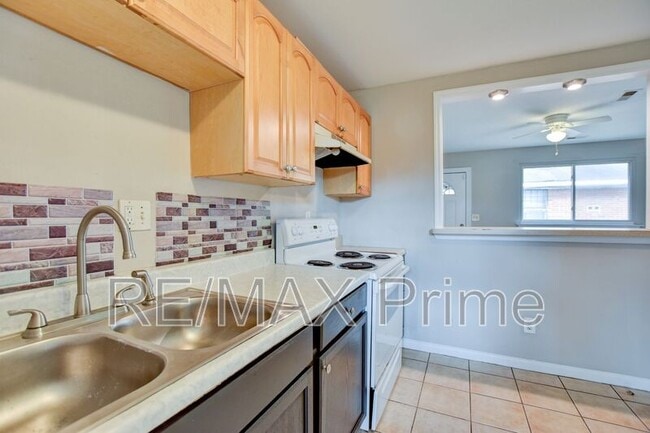 Photo - 511 Stafford St Unit A